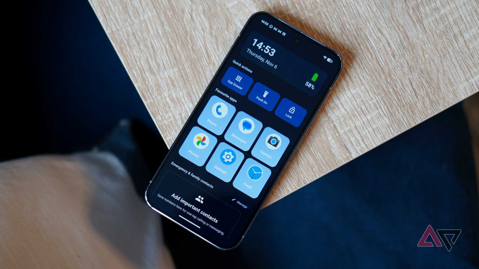 The Senior Home launcher's dark mode