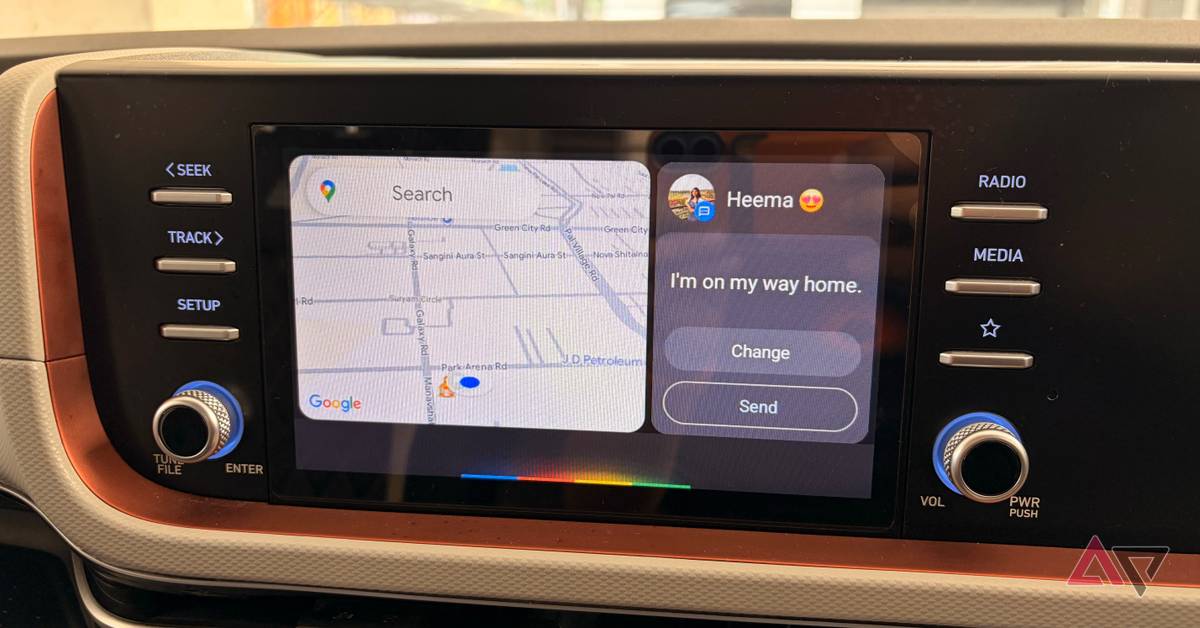 androidpolice.com - Mark Jansen - Gemini Live's looping bug is causing big problems for Android Auto fans