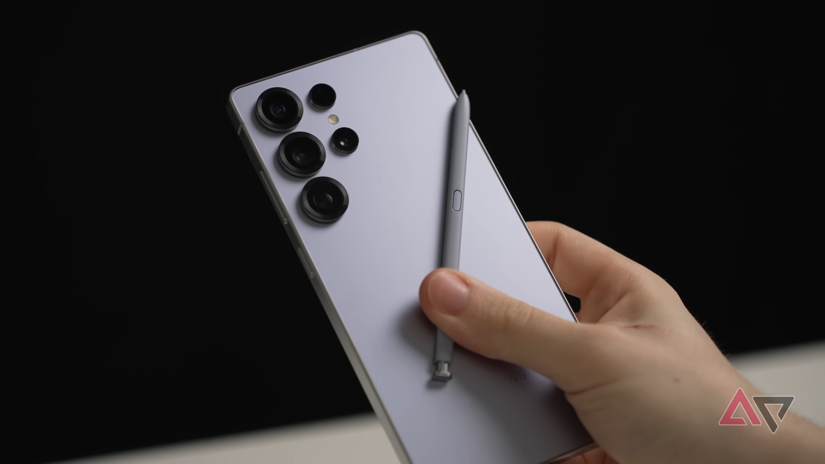 Galaxy S25 Ultra with S Pen in hand