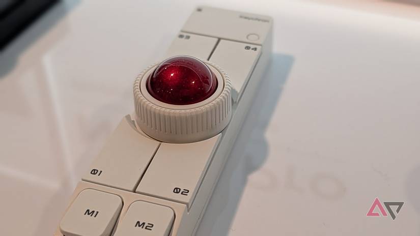mouse trackball pro nuca branca da Keychron