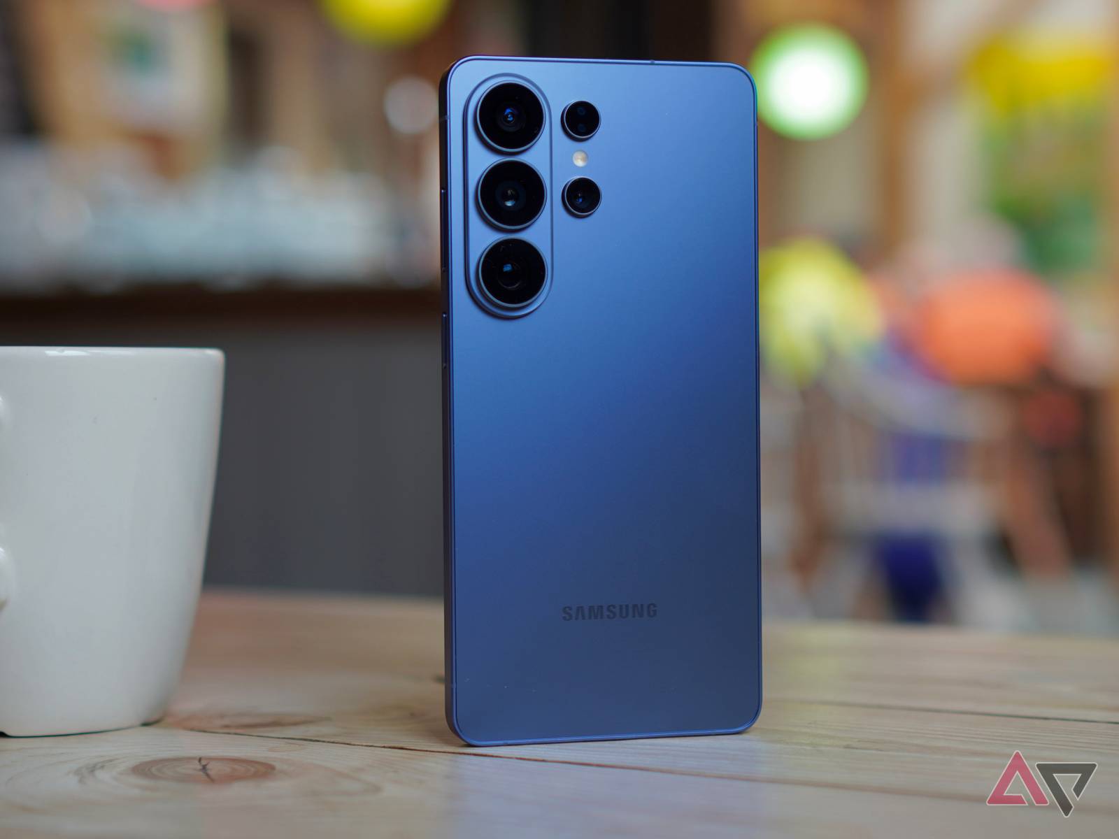 The Galaxy S26 Is Already a Massive Hit for Samsung