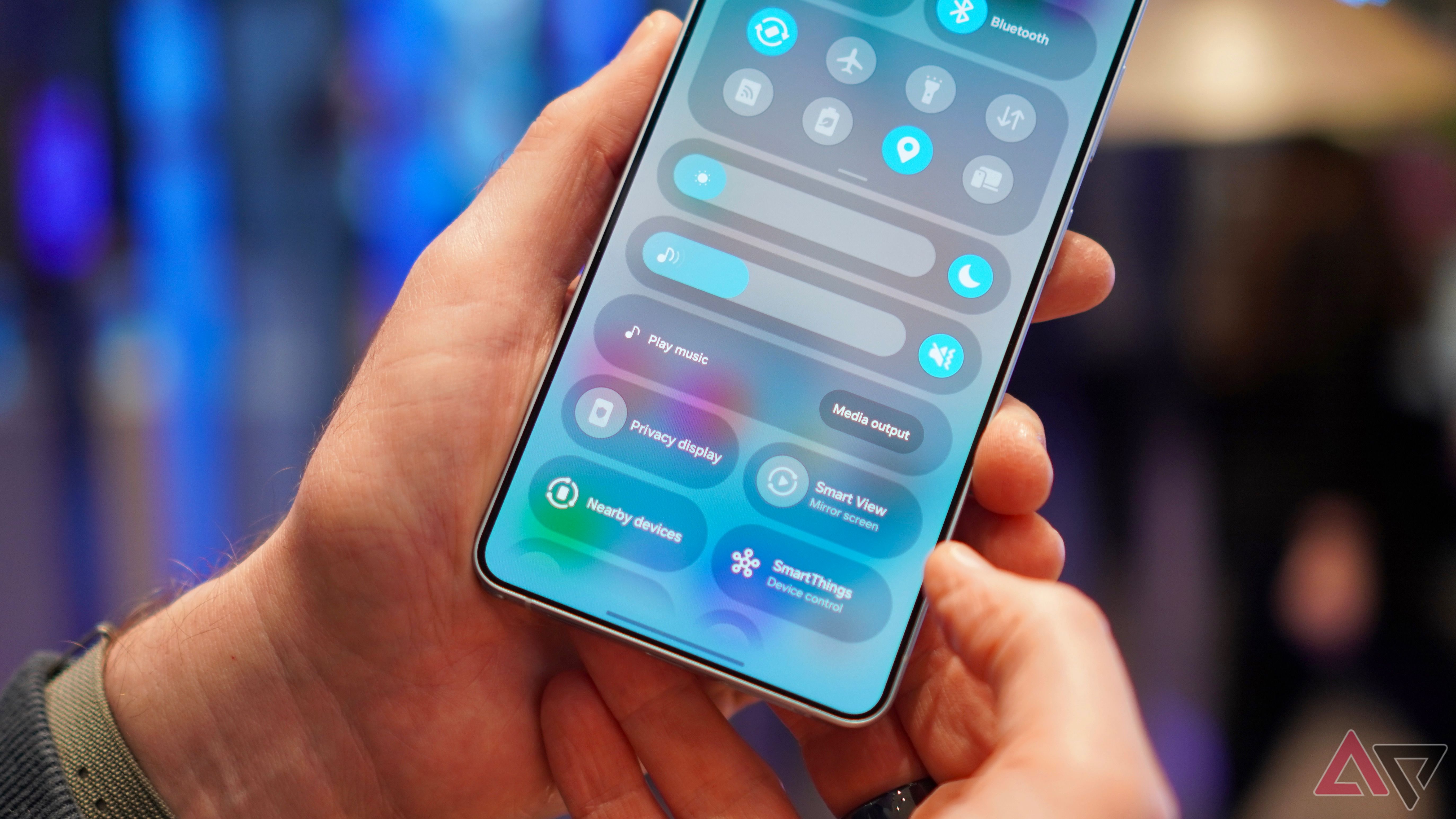 Samsung's Privacy Display is the sort of innovation smartphones really need