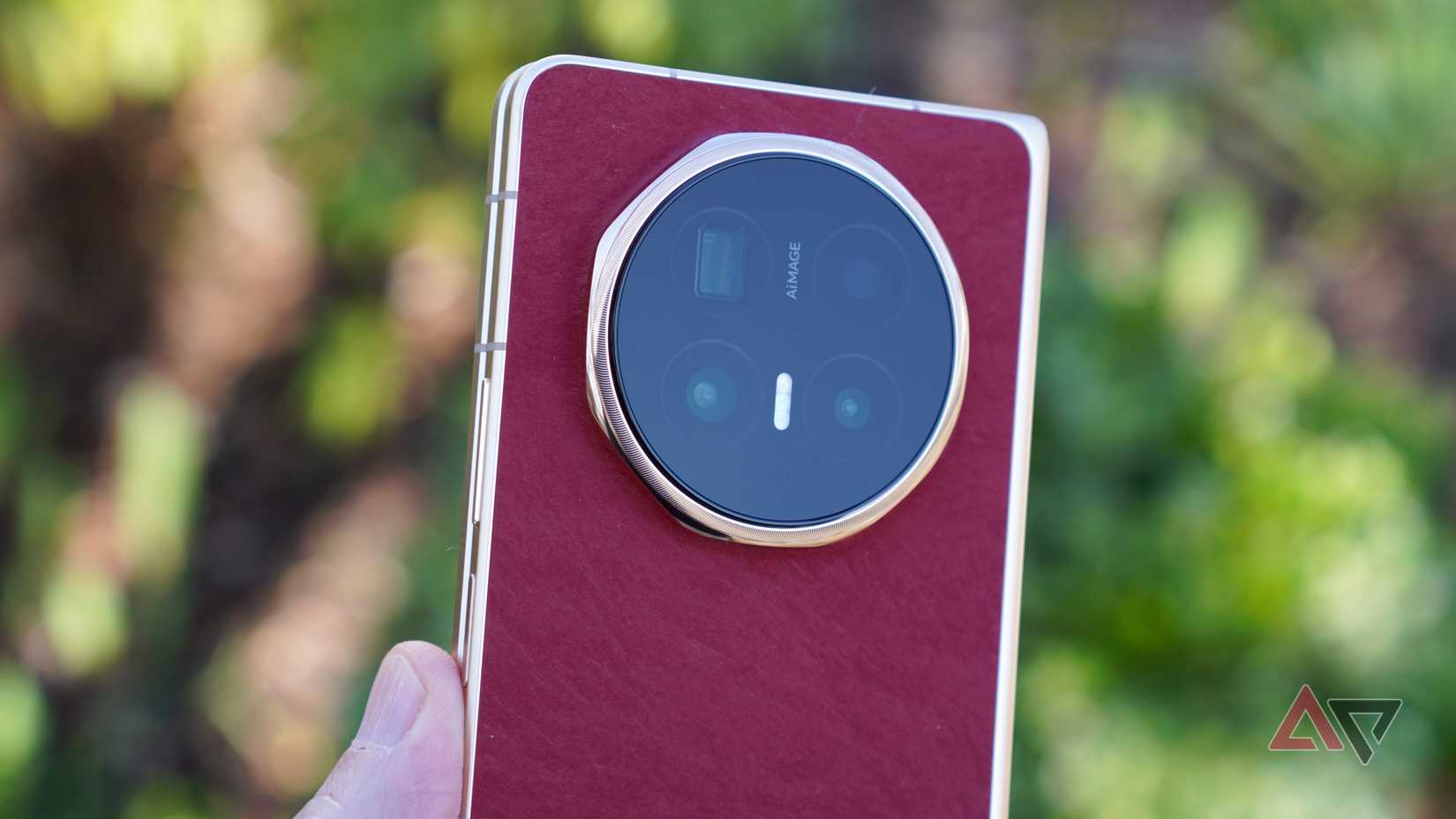 La fotocamera dell'Honor Magic V6