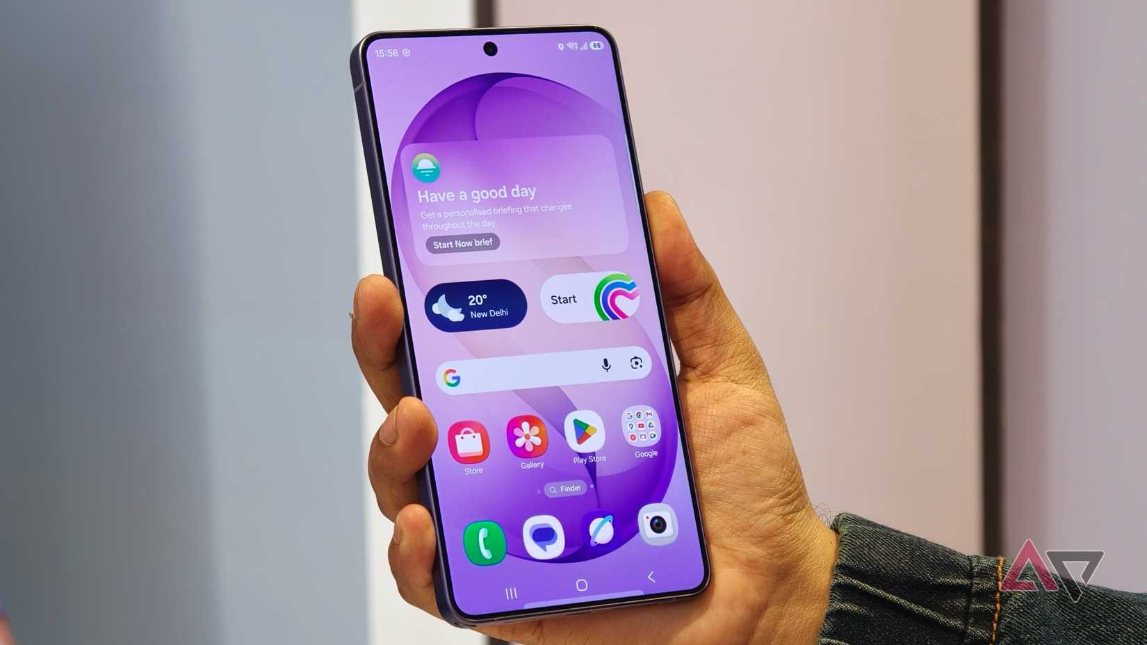 Display del Samsung Galaxy S26 Ultra sulla schermata iniziale