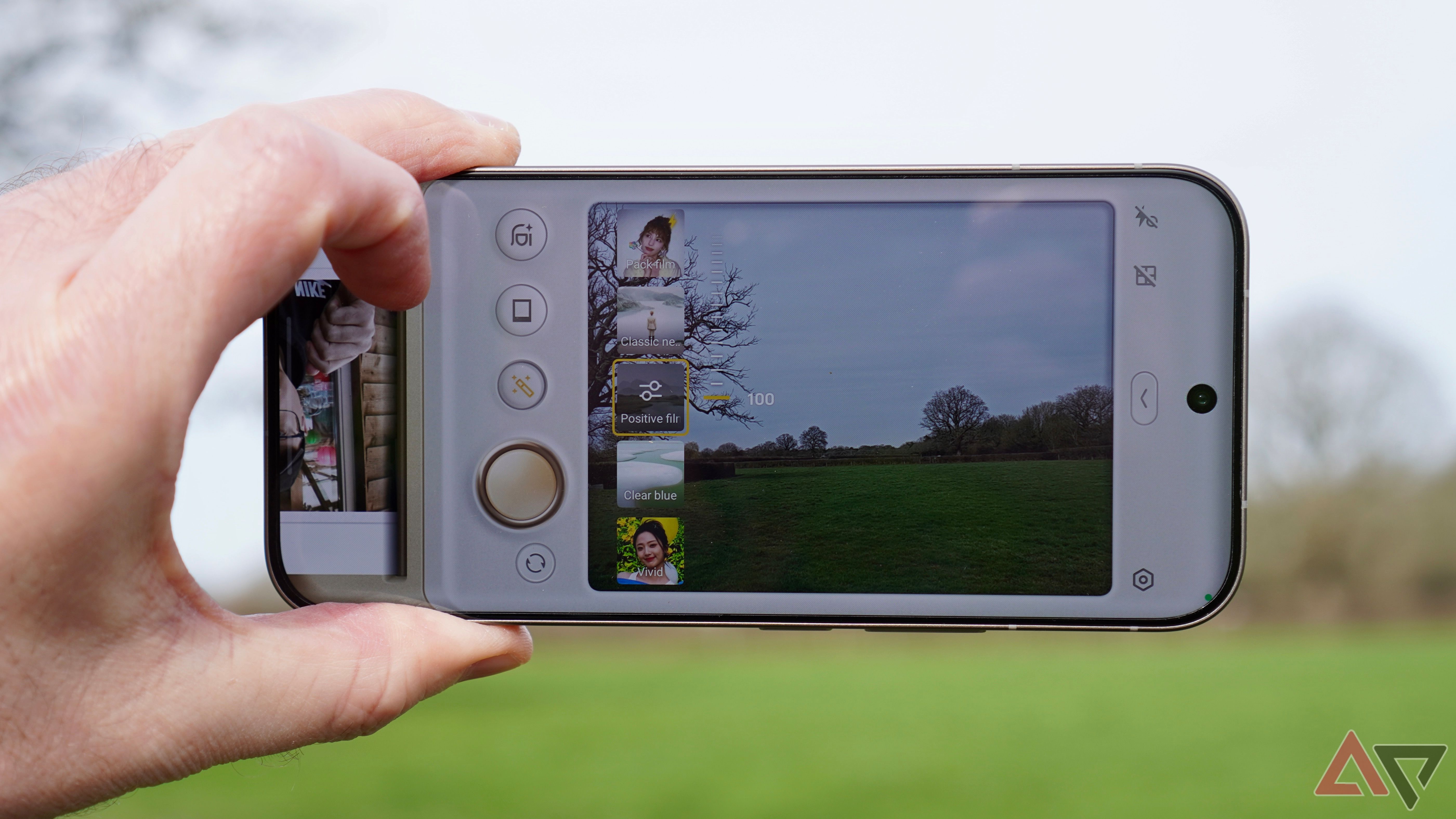 I tested the Vivo V70's hidden camera mode that captures the original magic of Instagram