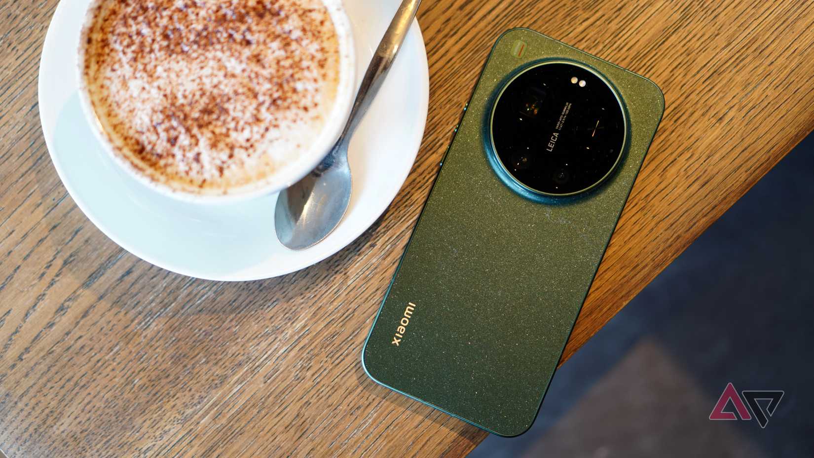 The back of the Xiaomi 17 Ultra