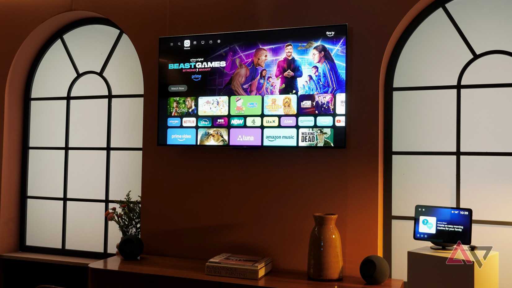 Um dispositivo Amazon mostrando Alexa+