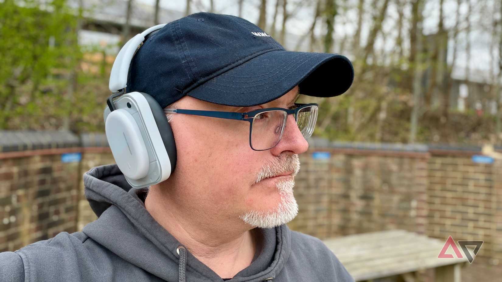 A person wearing the Nothing Headphone (a)