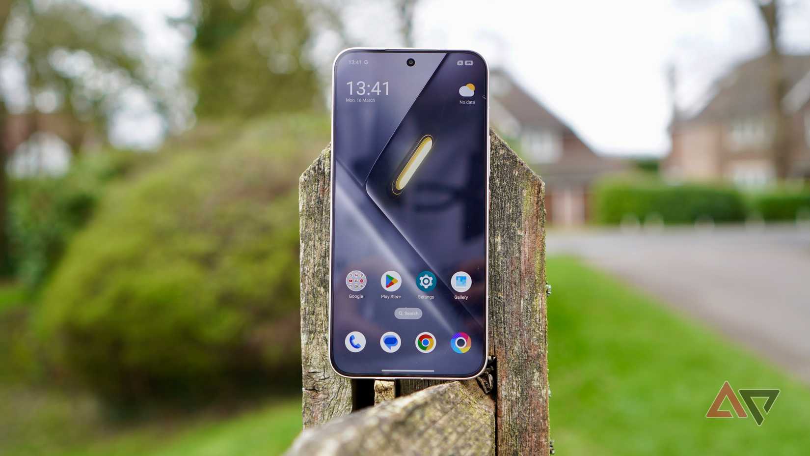 Le Poco X8 Pro Max est-il un téléphone unique en son genre ? Oui et non ...