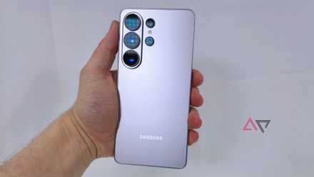 New S27 Professional leak finds Samsung's solution to the Extremely drawback: smaller telephone, larger battery The Samsung Galaxy S26 Ultra silver model in a man