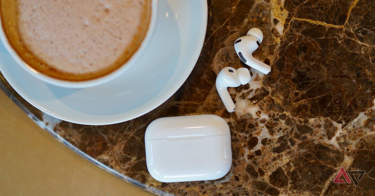 androidpolice.com - Andy Boxall - Apple AirPods Pro 3 review: A masterclass in sound, a lesson in lock-in