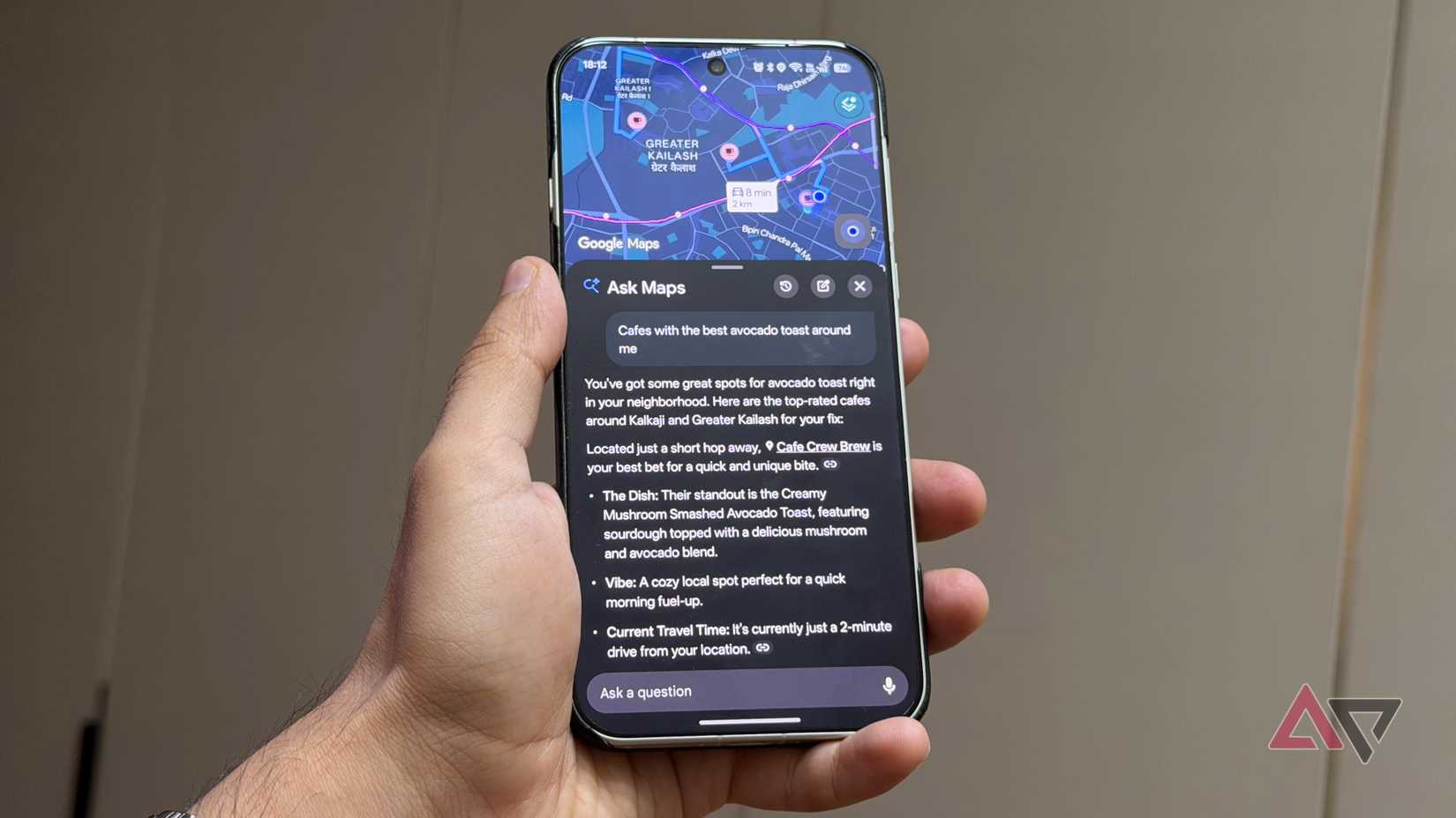 Gêmeos faz uma pergunta no Google Maps