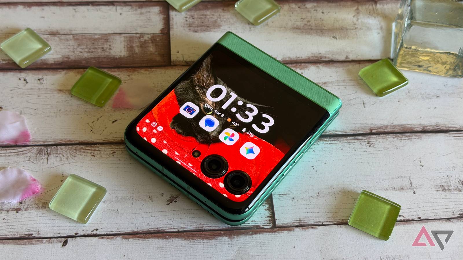 Motorola just made Google Photos the heart of its Daily Drop feed