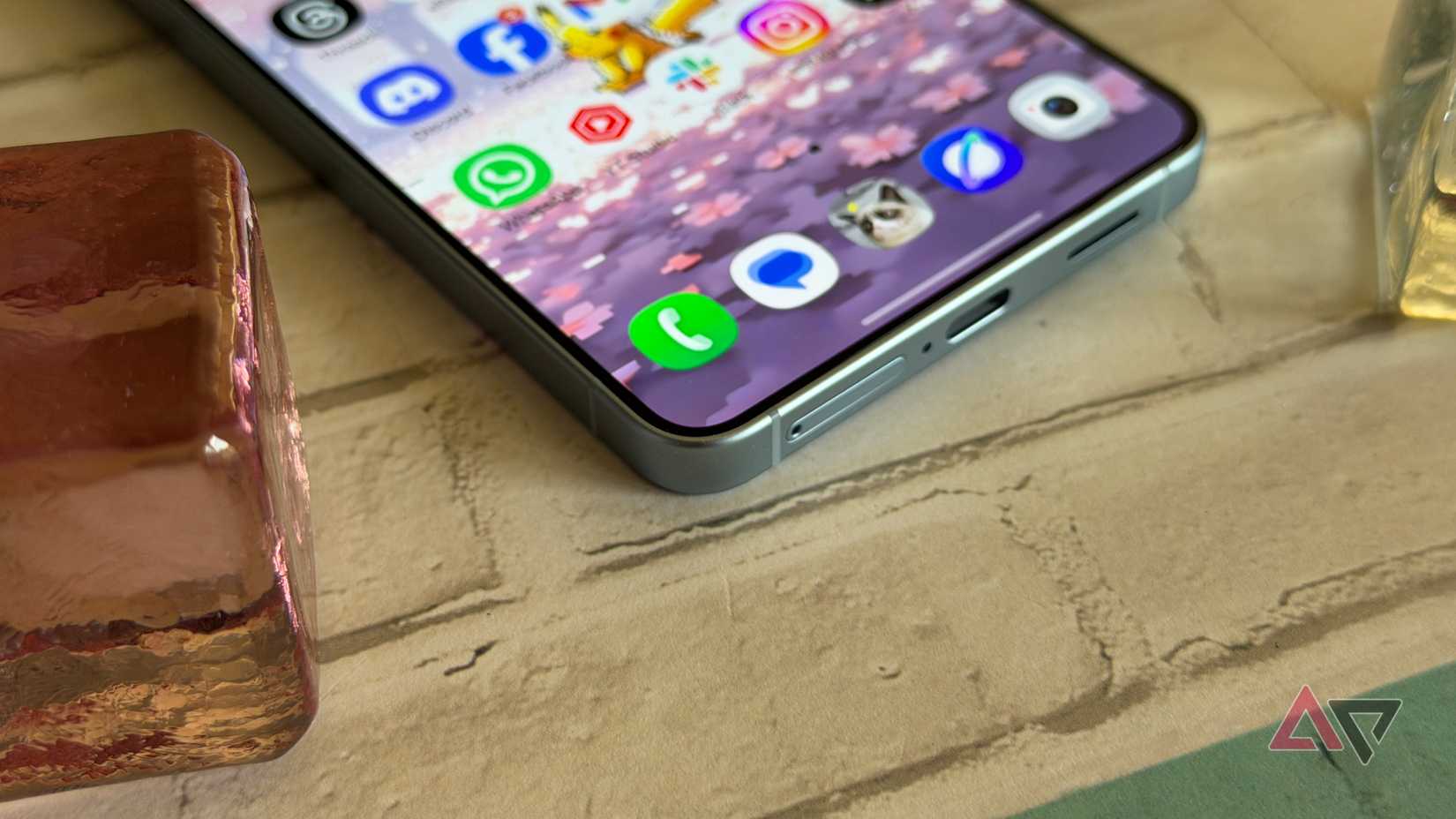 Frame of the Samsung Galaxy S26 on a desk