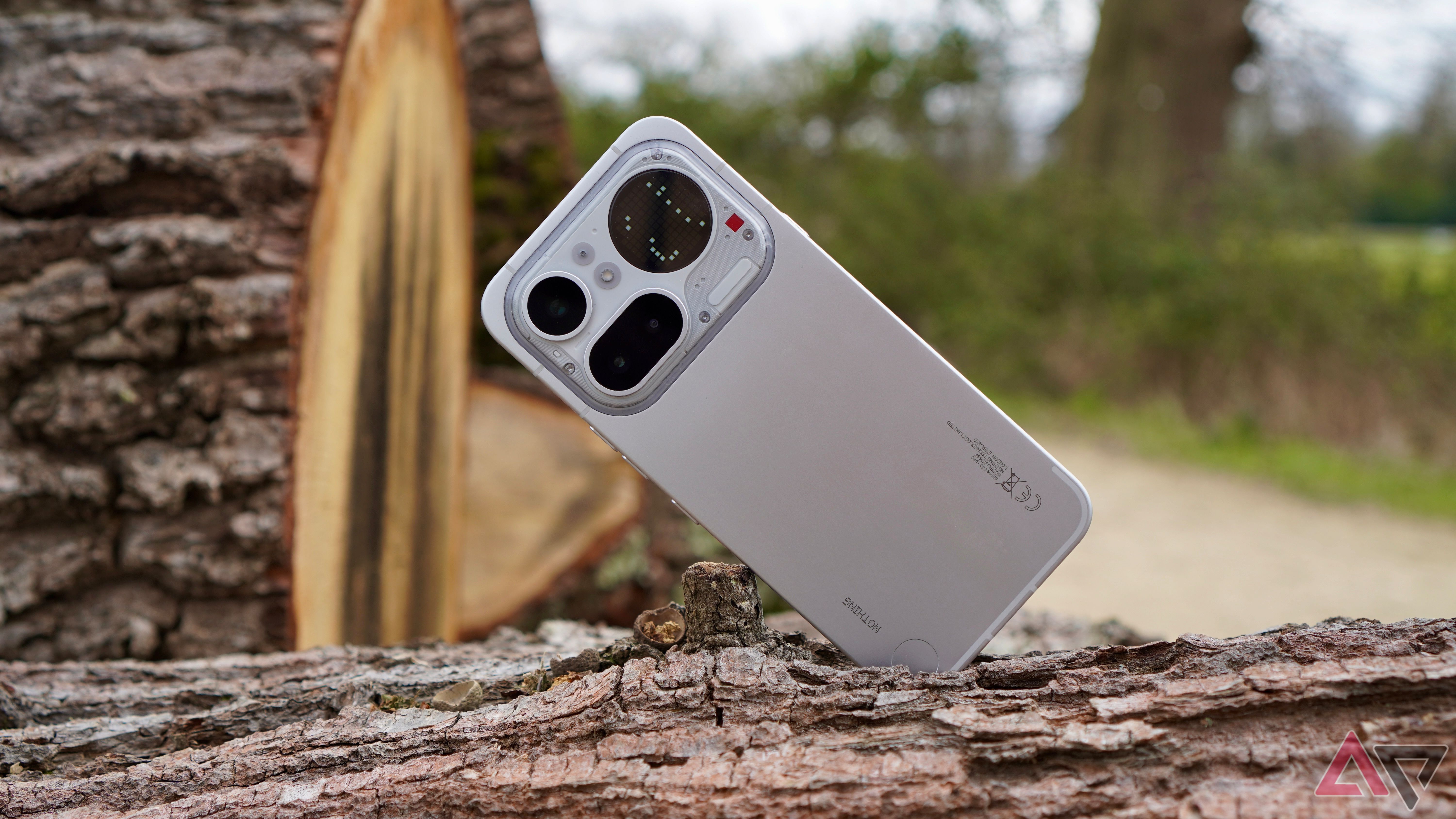 I reviewed the Nothing Phone (4a) Pro, and Google and Samsung look dull next to it