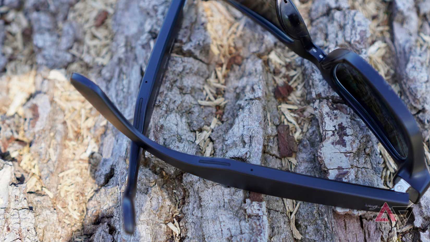 The speakers on the Ray-Ban Meta (Gen 2)