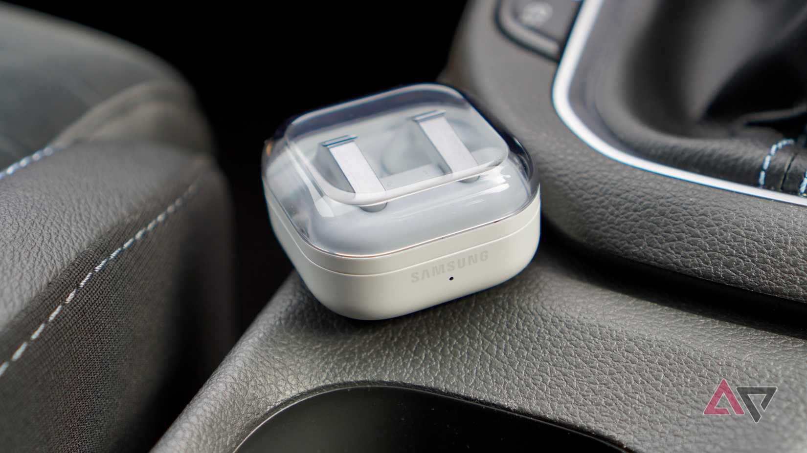 The Samsung Galaxy Buds 4 Pro's case