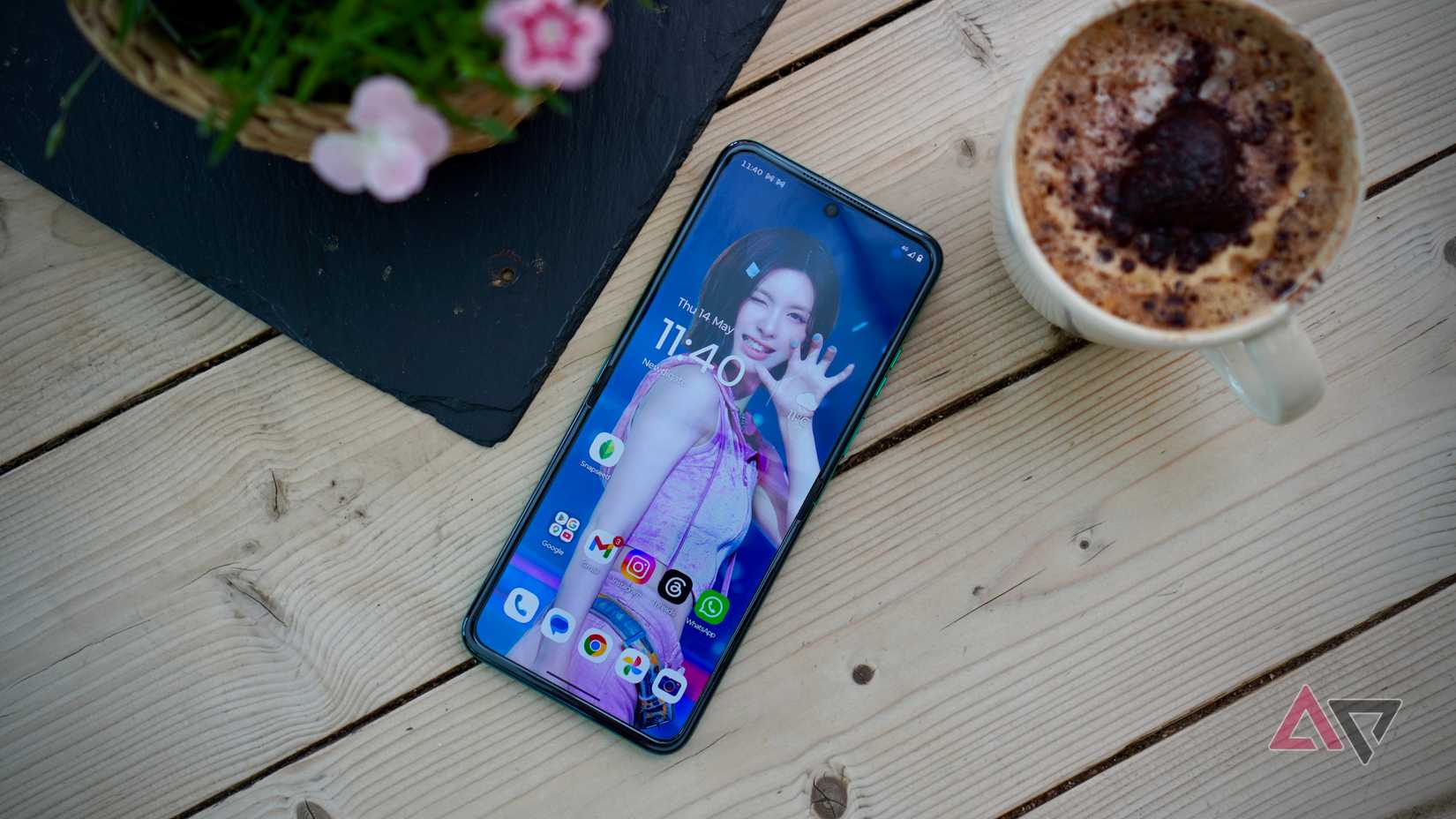 The Motorola Razr 2026's open screen
