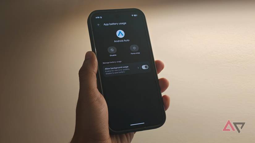 androidpolice.com - Mark Jansen - If Android Auto keeps crashing, this update may finally save your commute