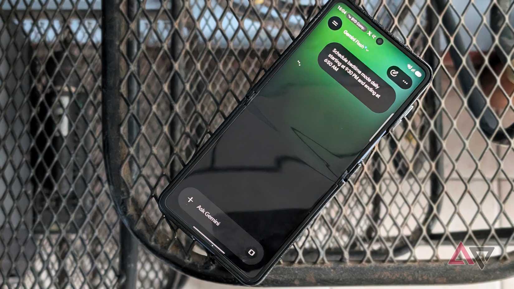 Pergunte à tela principal do Gemini no Samsung Galaxy Z Flip 7