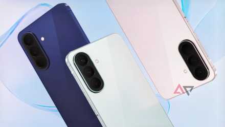 Telefoni Samsung Galaxy A27 in blu, menta e rosa.