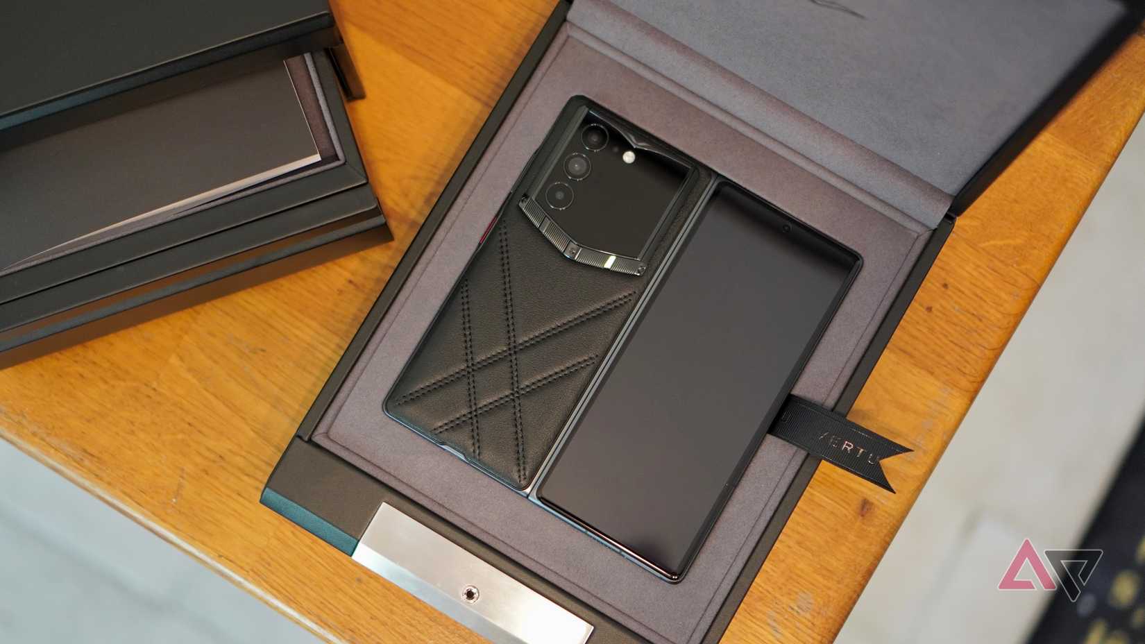 O Vertu Alphafold em sua caixa
