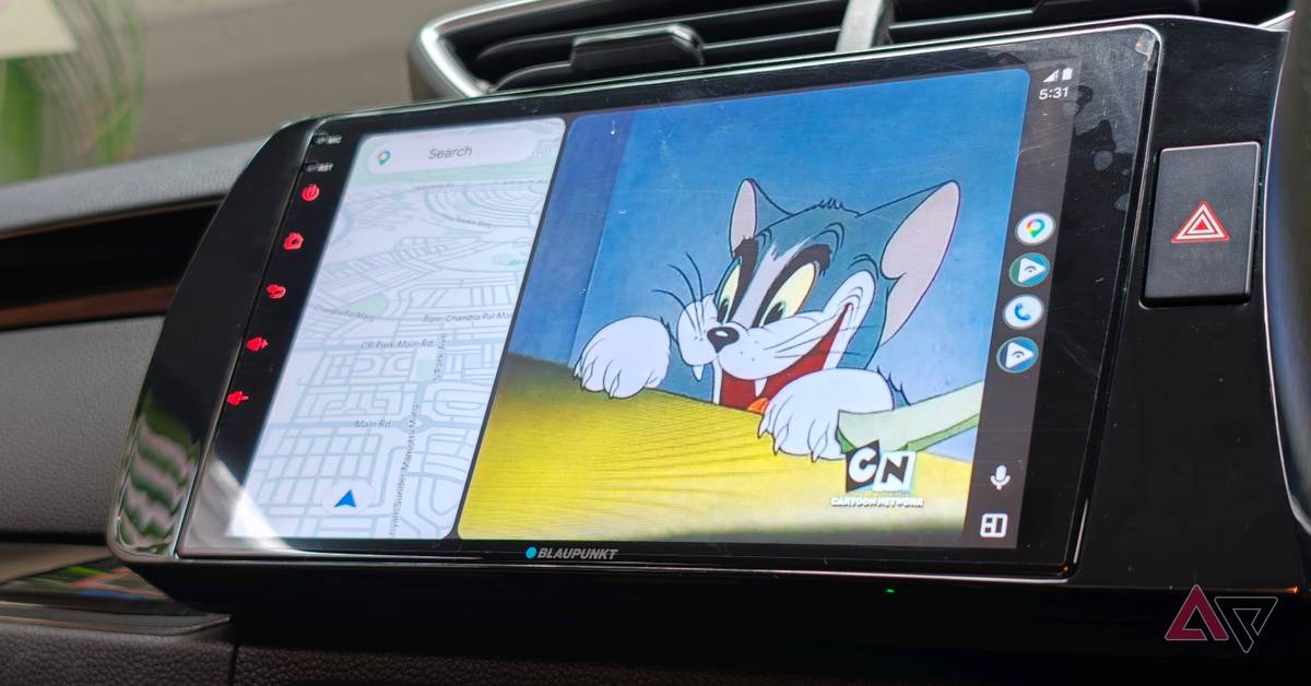 androidpolice.com - Dhruv Bhutani - I finally found a way to watch videos on Android Auto; it changed my waiting game
