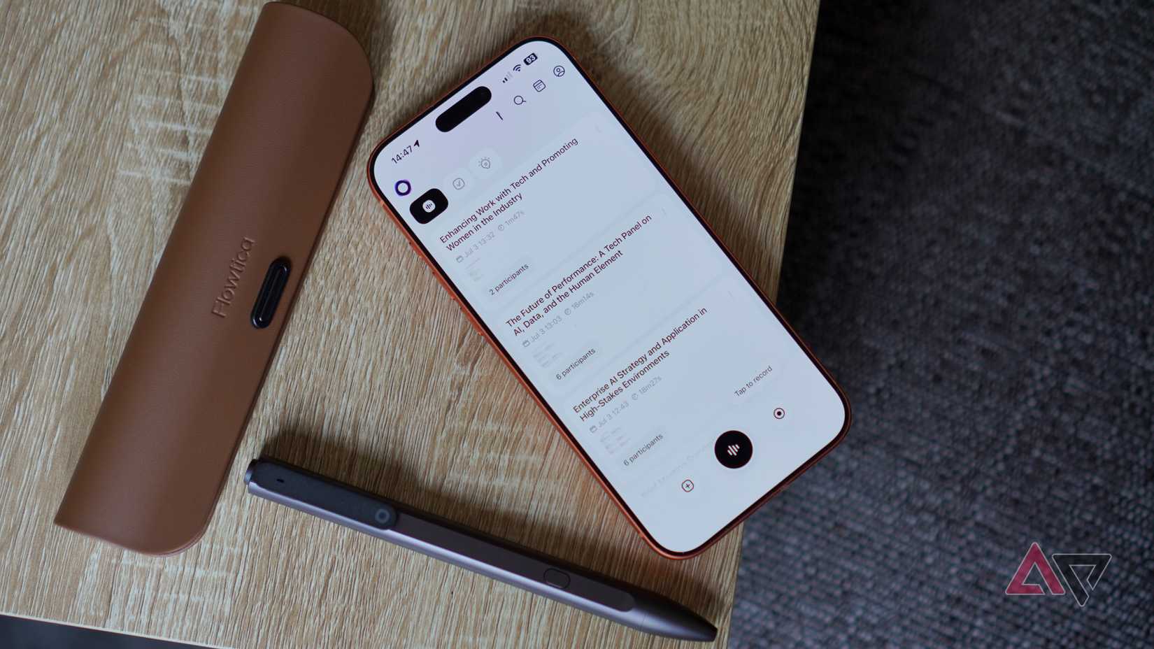 The Flowtica Scribe with the app