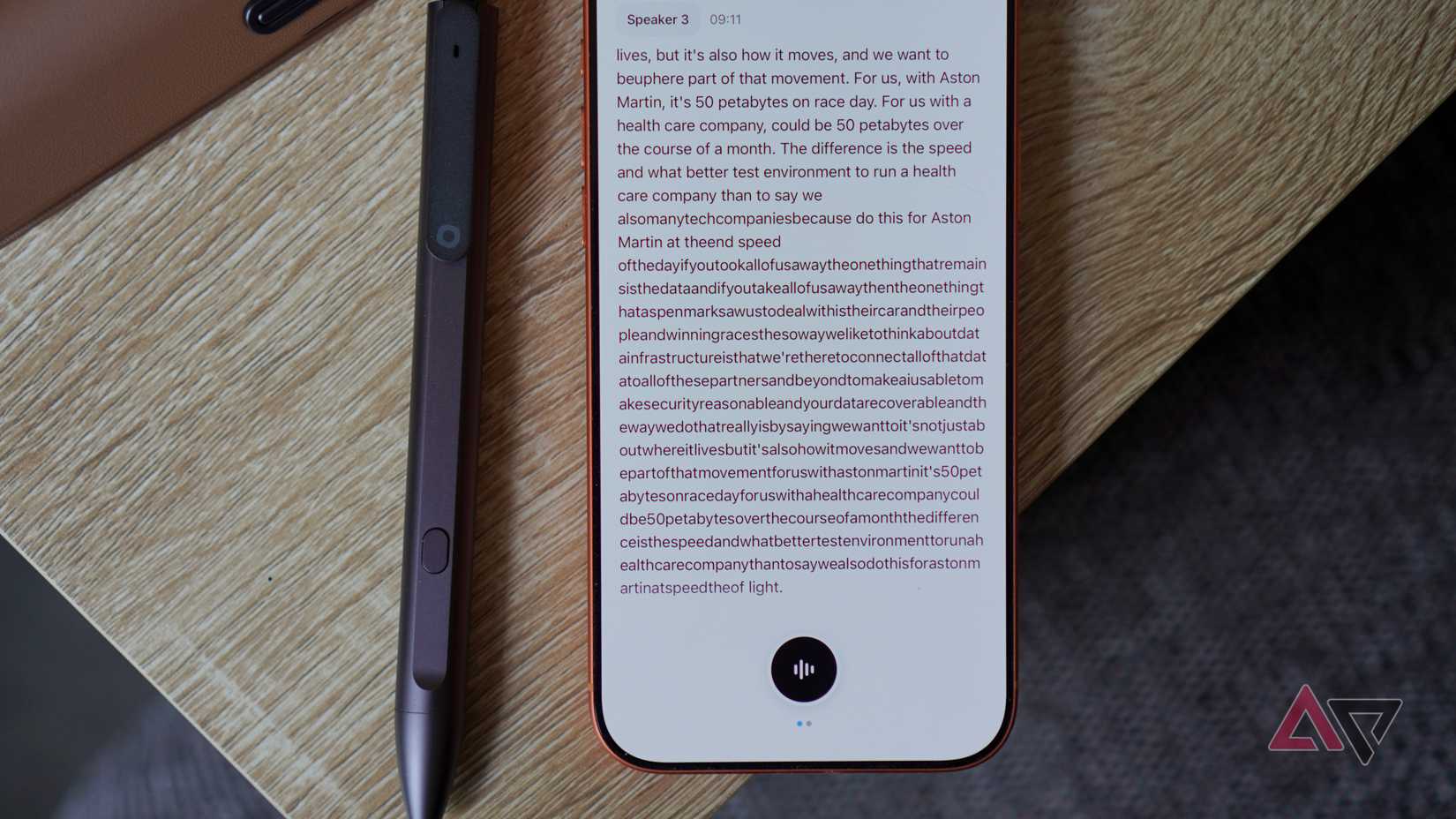 The Flowtica Scribe with the app