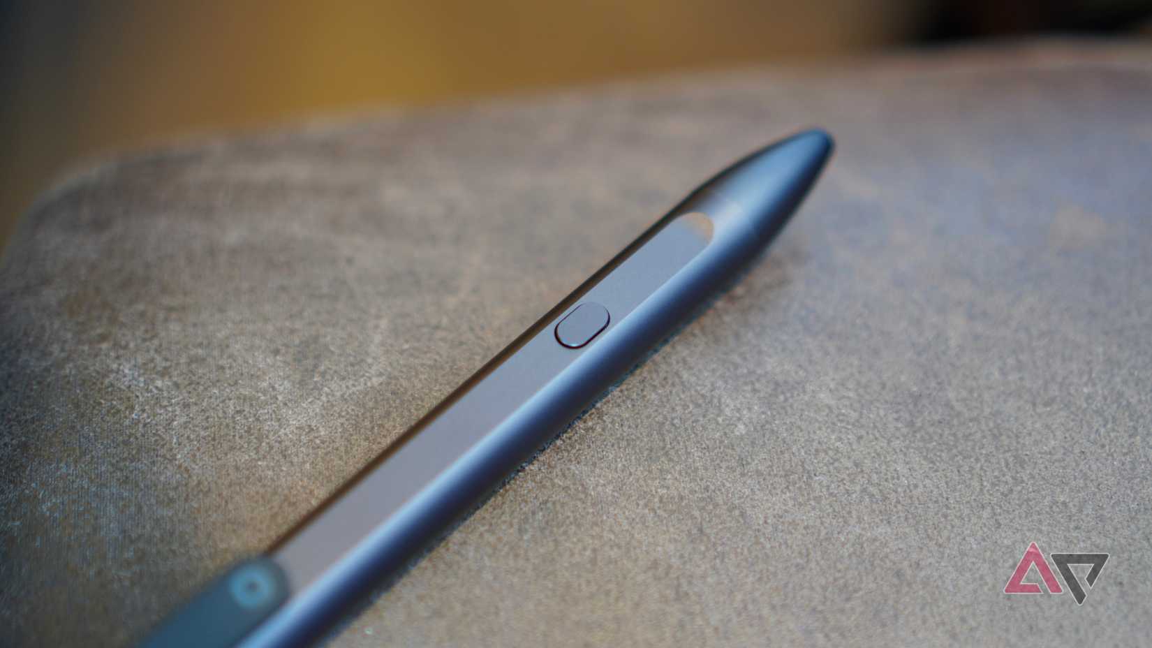 The button on the Flowtica Scribe