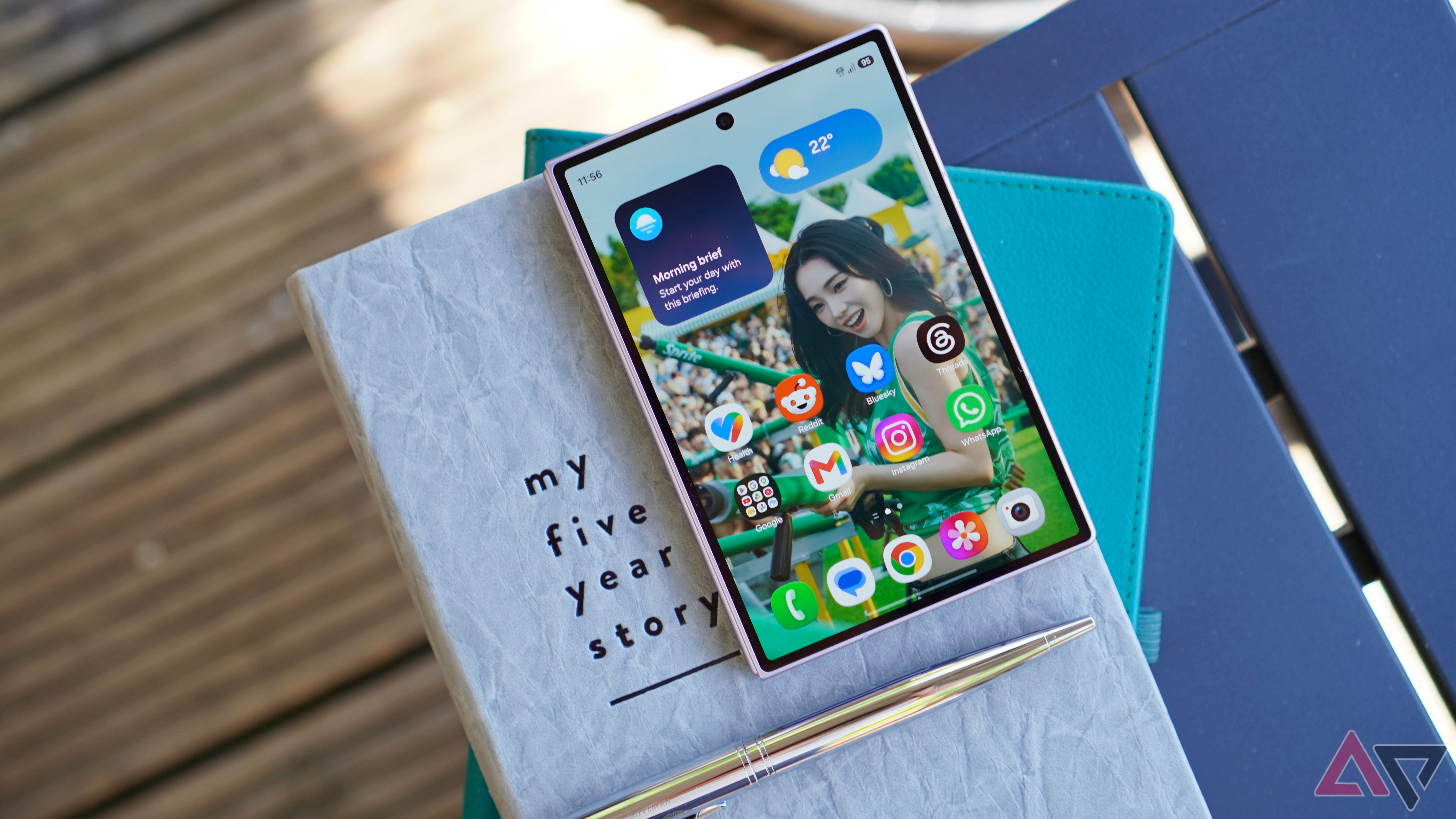 The Samsung Galaxy Z Fold 8's cover screen