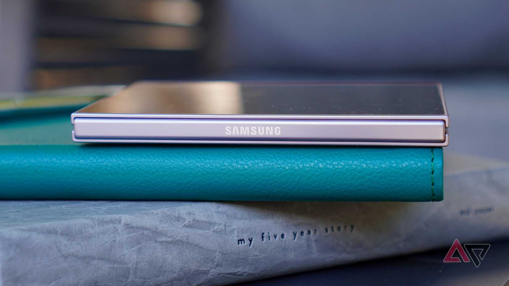 The Samsung Galaxy Z Fold 8's hinge