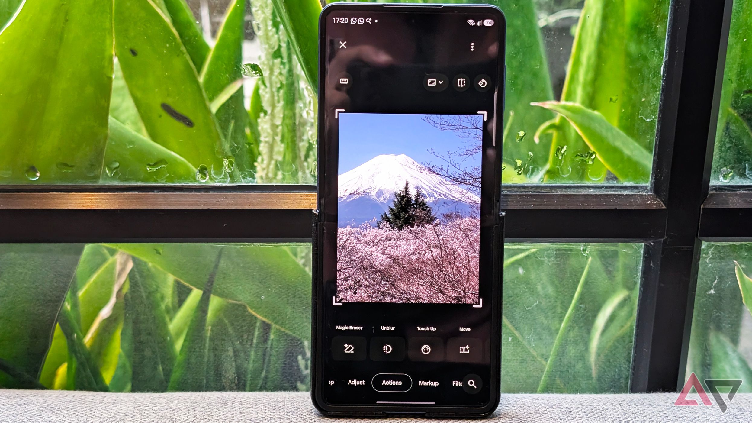 Editing an image on Samsung Galaxy Z Flip 7 using Google Photos' Magic Eraser tool