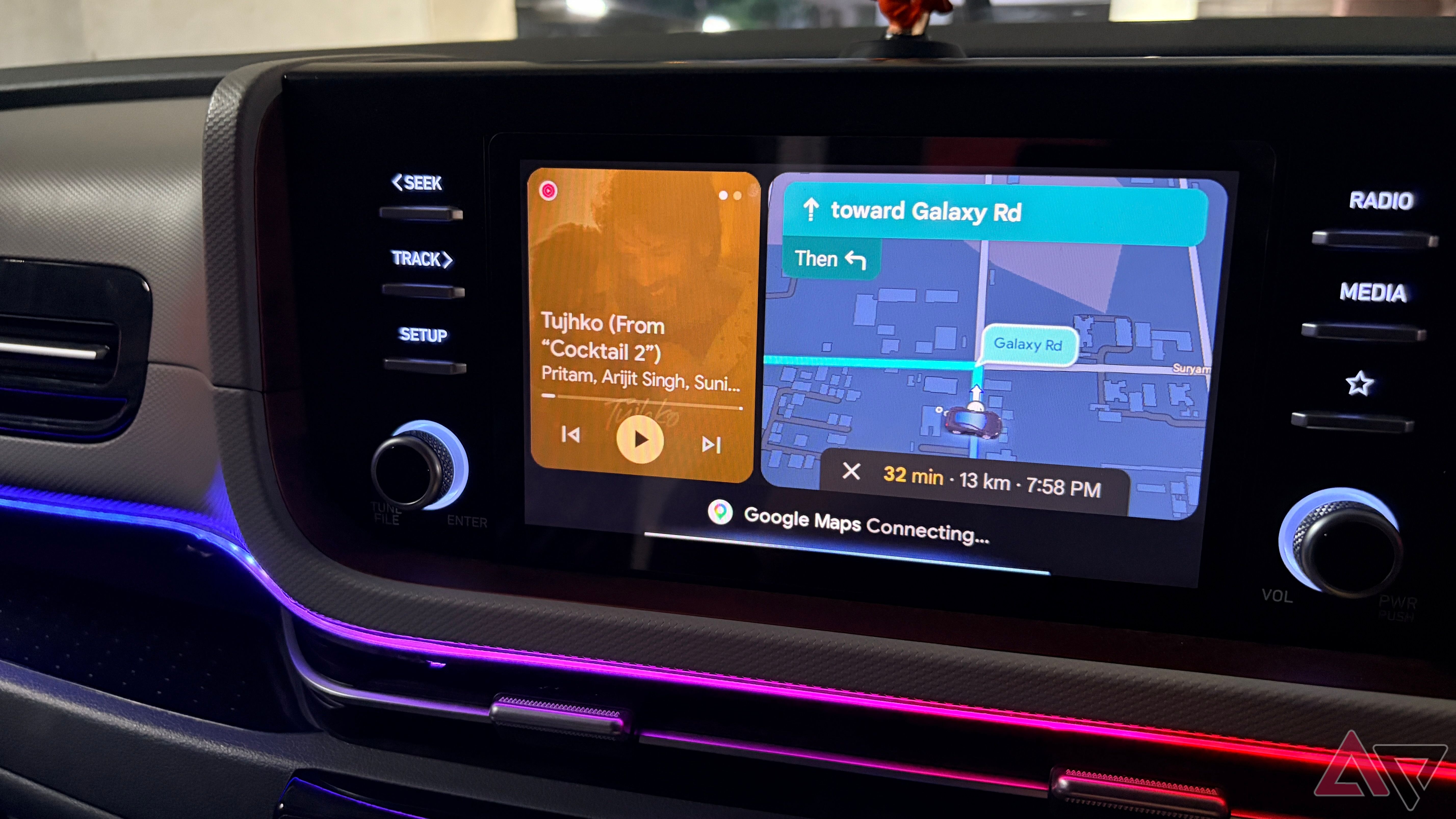 Android Auto tests a visual upgrade for its dashboard media card