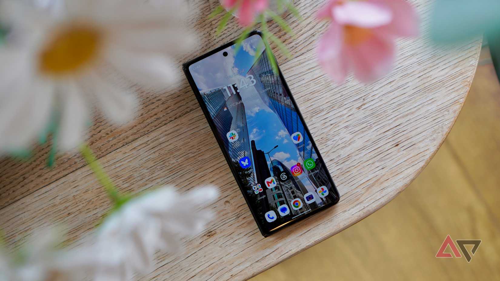 The Motorola Razr Fold's cover screen