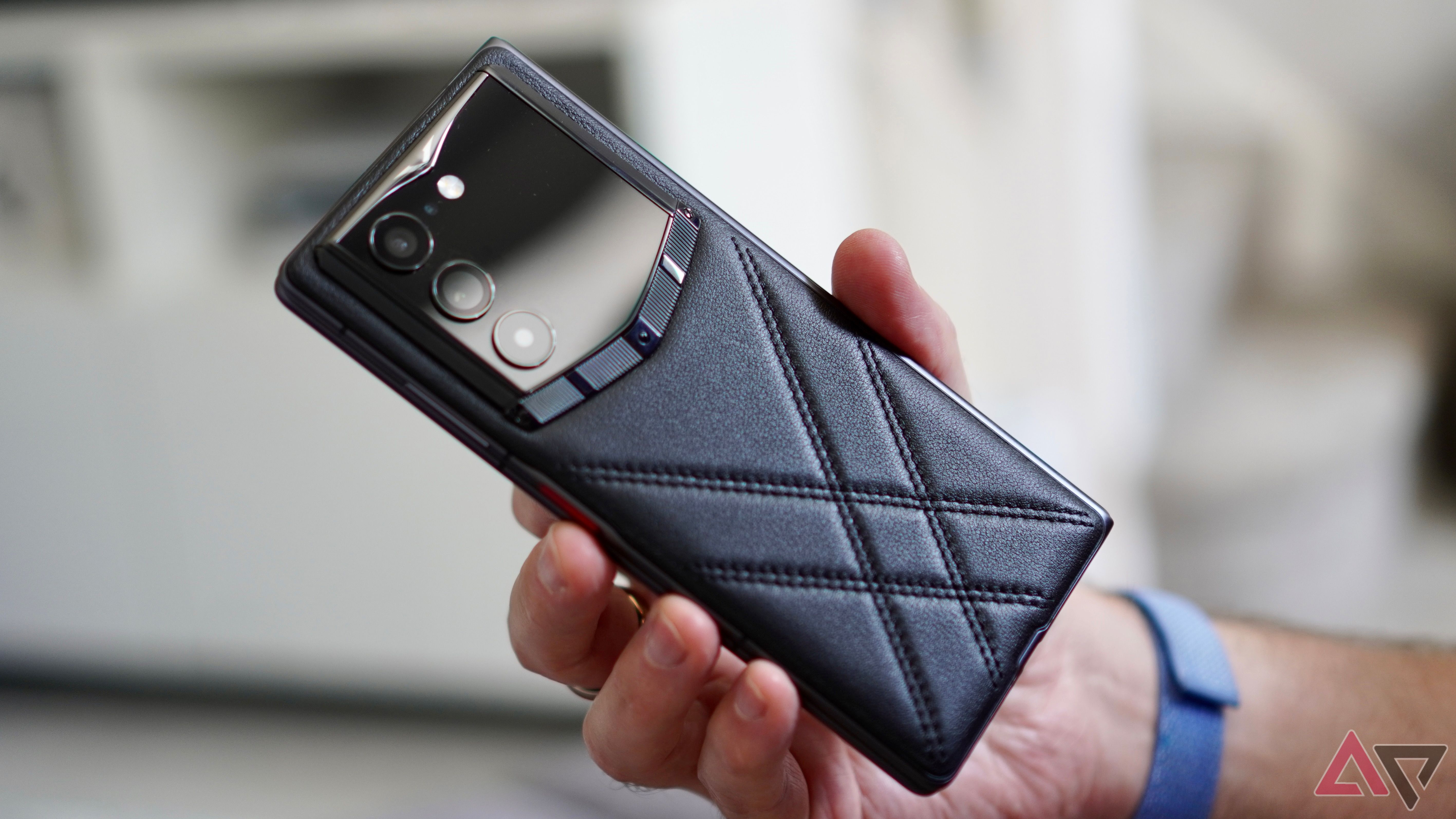 I reviewed the Vertu Alphafold so you don't have to waste $6,880