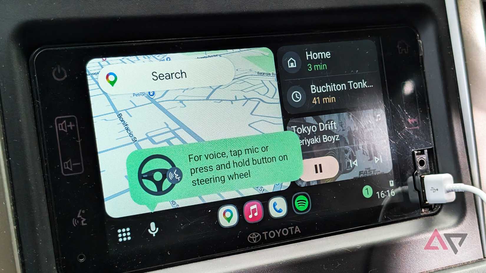 Android-Auto-on-Toyota-Vehicle-display-showing-Google-Maps-navigation