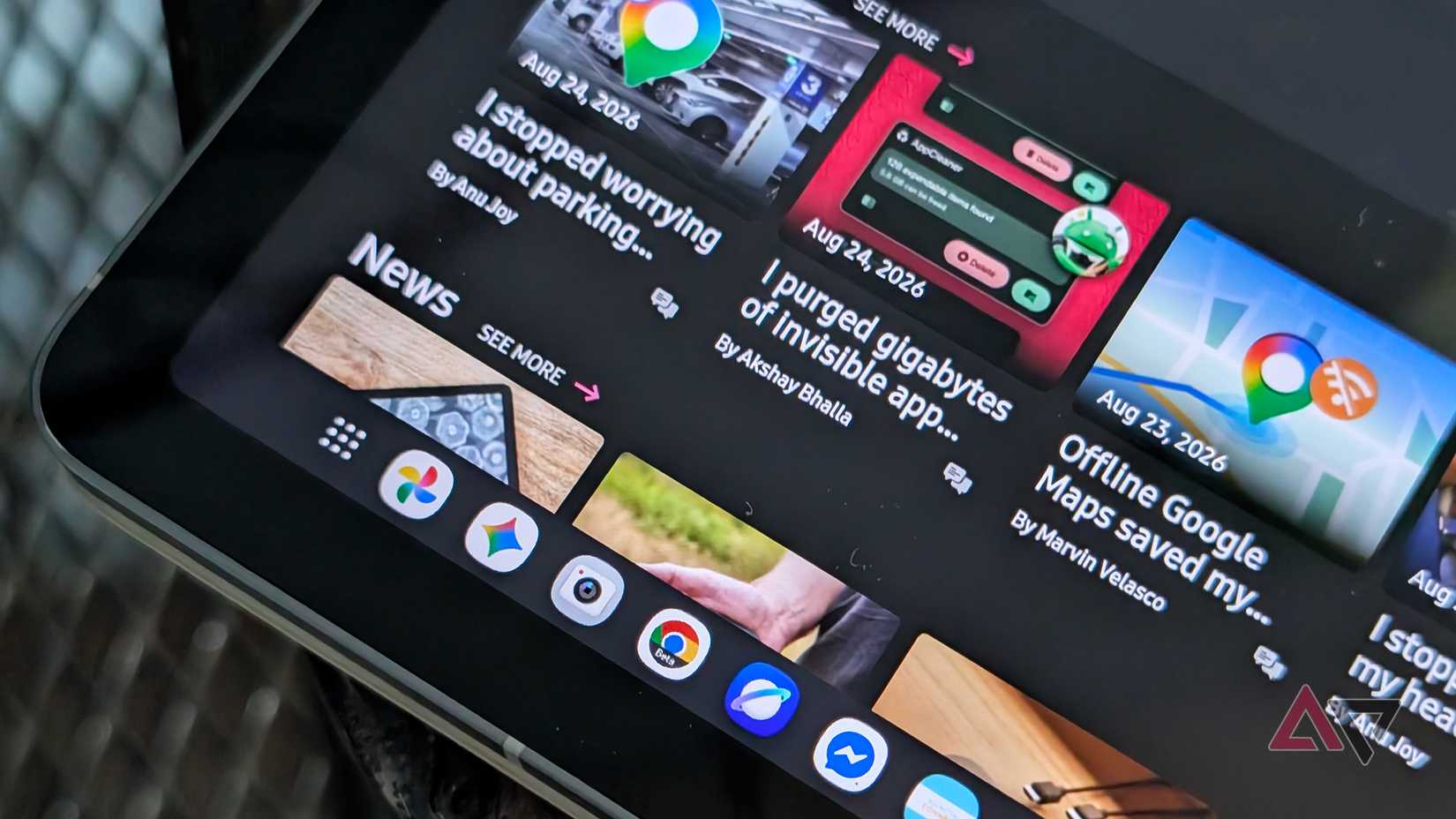 Samsung Browser Google Chrome and Gemini app icons on Galaxy Tab S10 FE
