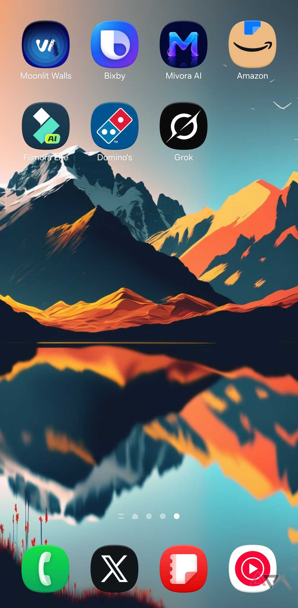 A screenshot showing home screen on Samsung phone