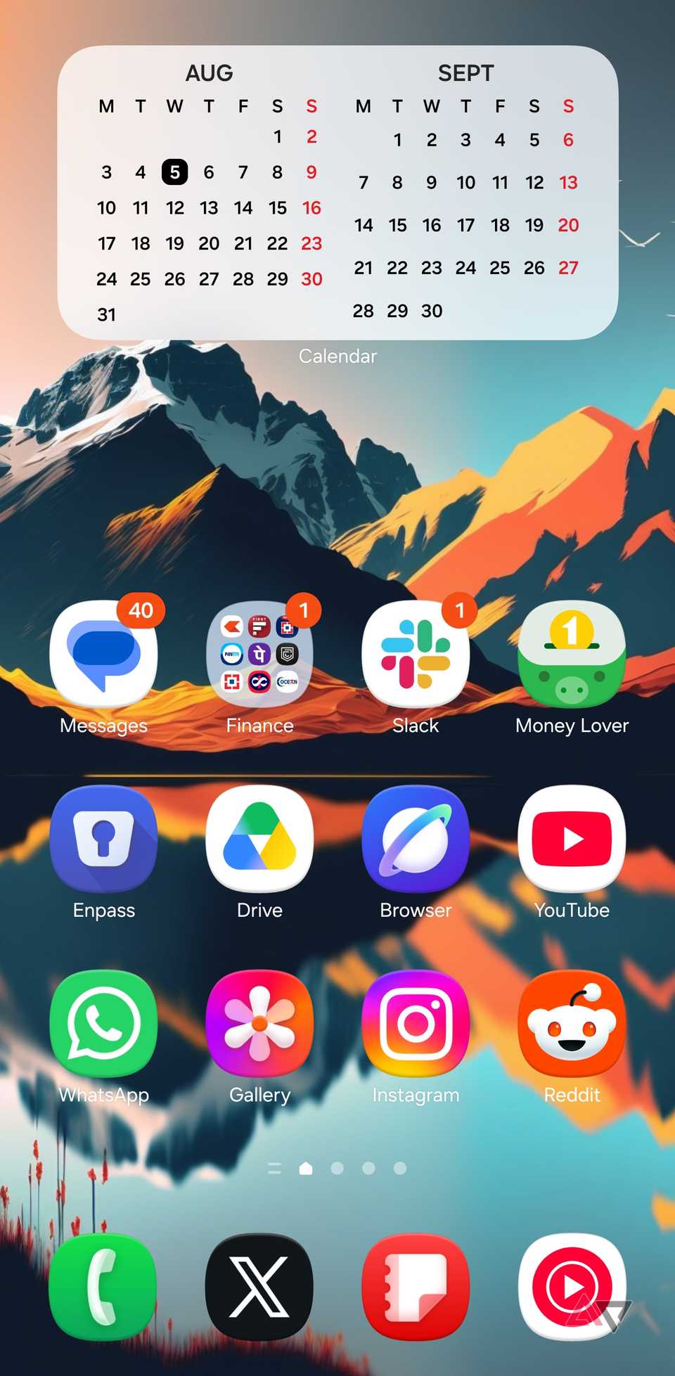 A screenshot showing widget stack on Samsung phone