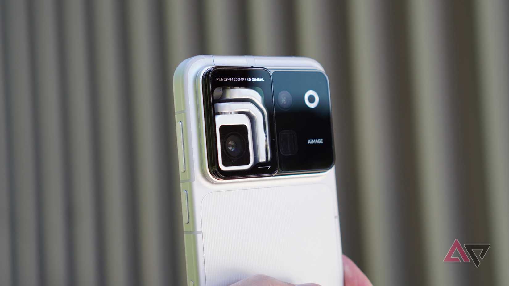 Honor launches Robot Phone with 200MP gimbal camera