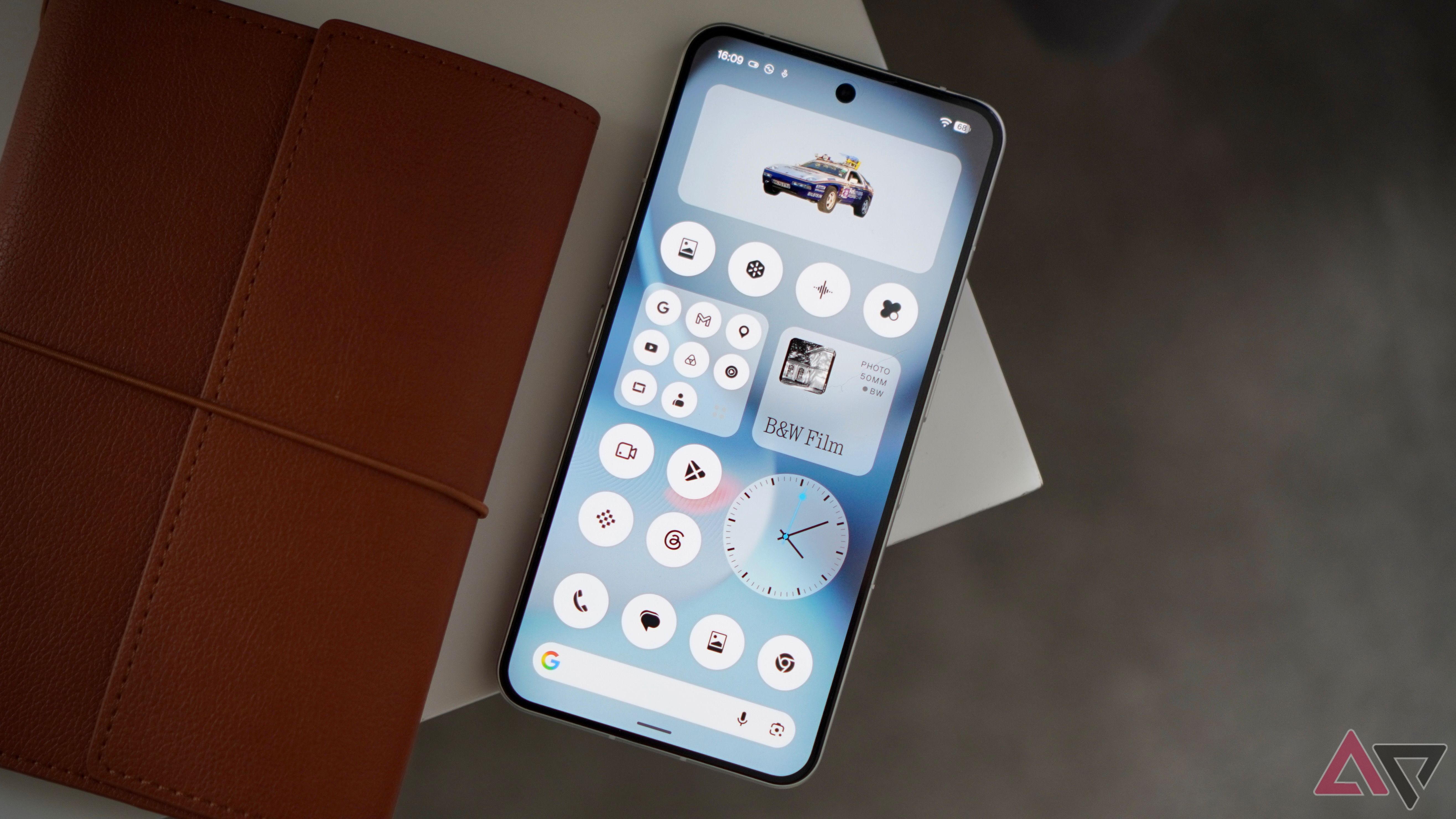 I tried Nothing OS 5.0 to see the improvements. Here are 5 ways it really impressed me