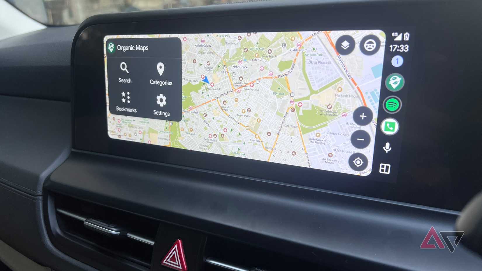 Organic Maps UI in Android Auto