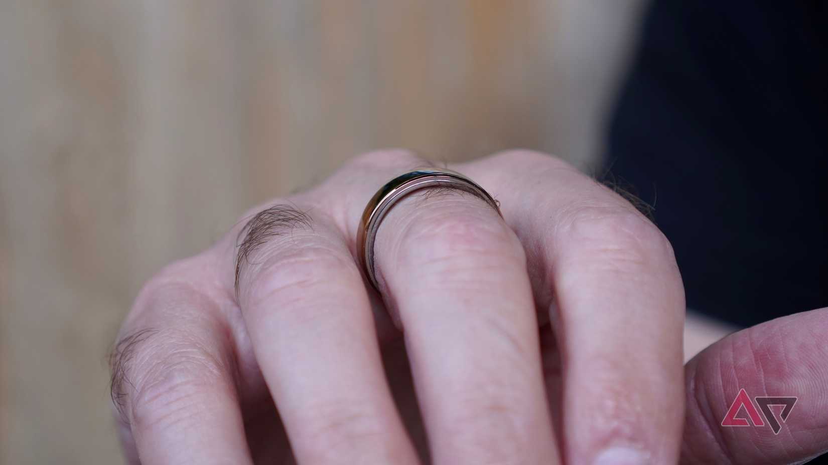 A person wearing the Oura Ring 5