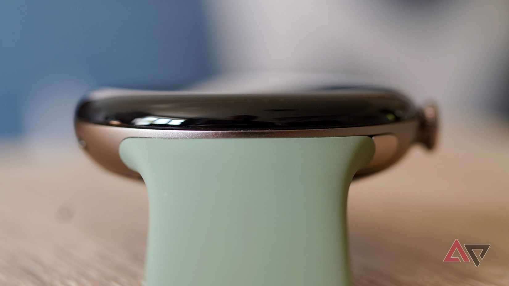 The Google Pixel Watch 5's curved case