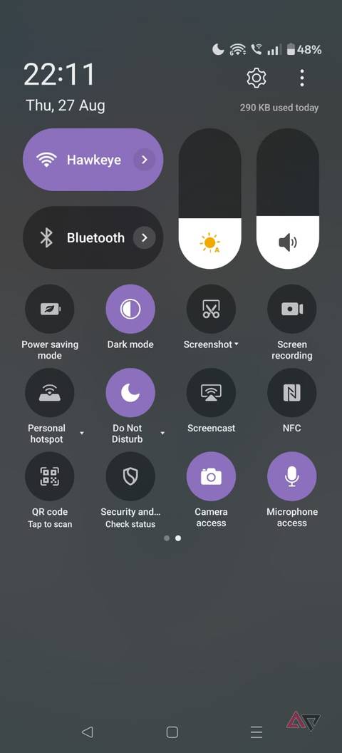 Screenshot showing the Camera access and Microphone access tiles in Quick settings