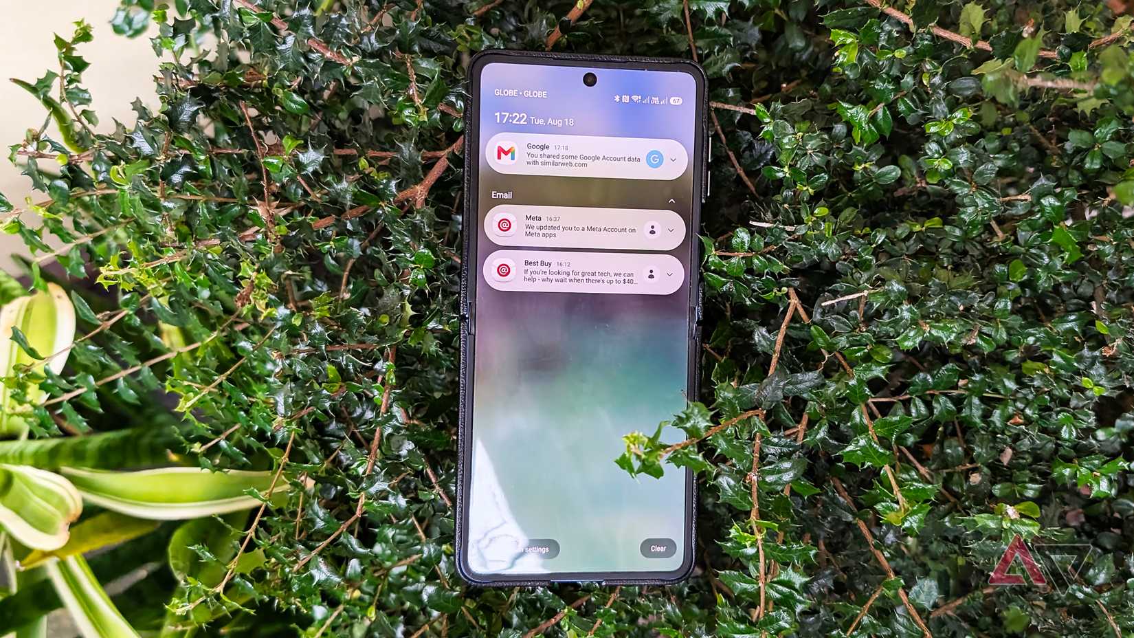 Gmail and Email notifications on Samsung Galaxy Z Flip 7 smartphone
