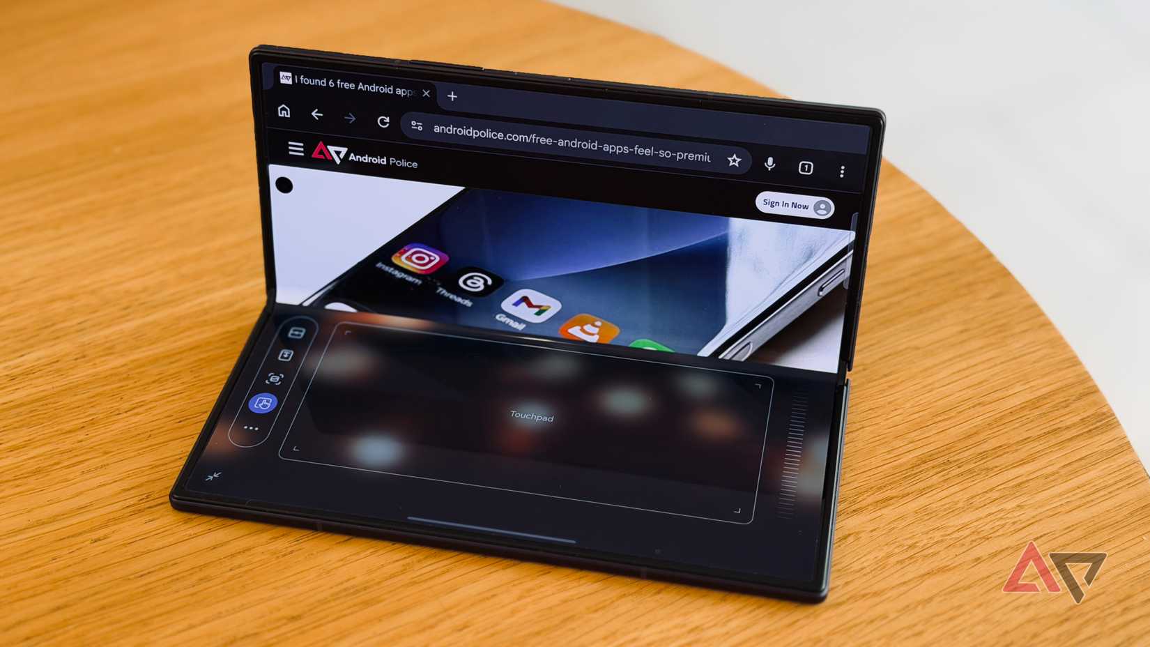Flex Mode on the Samsung Galaxy Z Fold 8 Ultra
