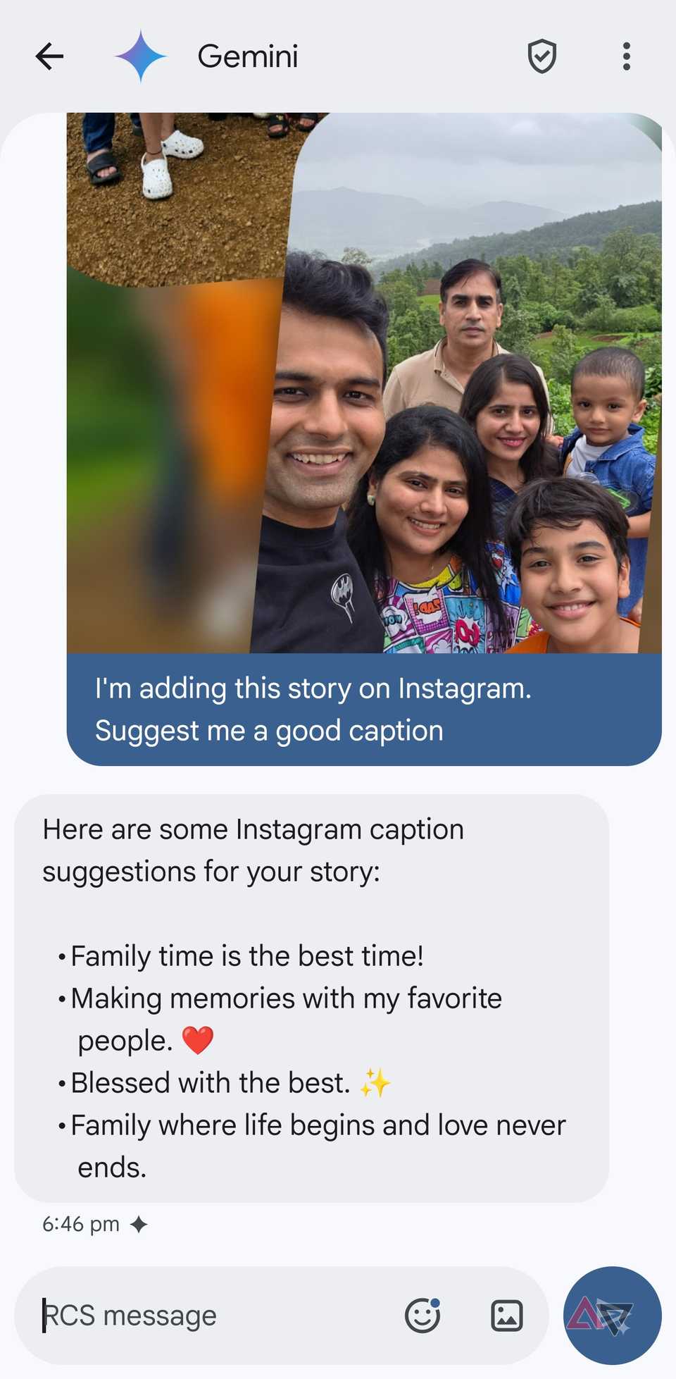 Asking Gemini about photo in Messages