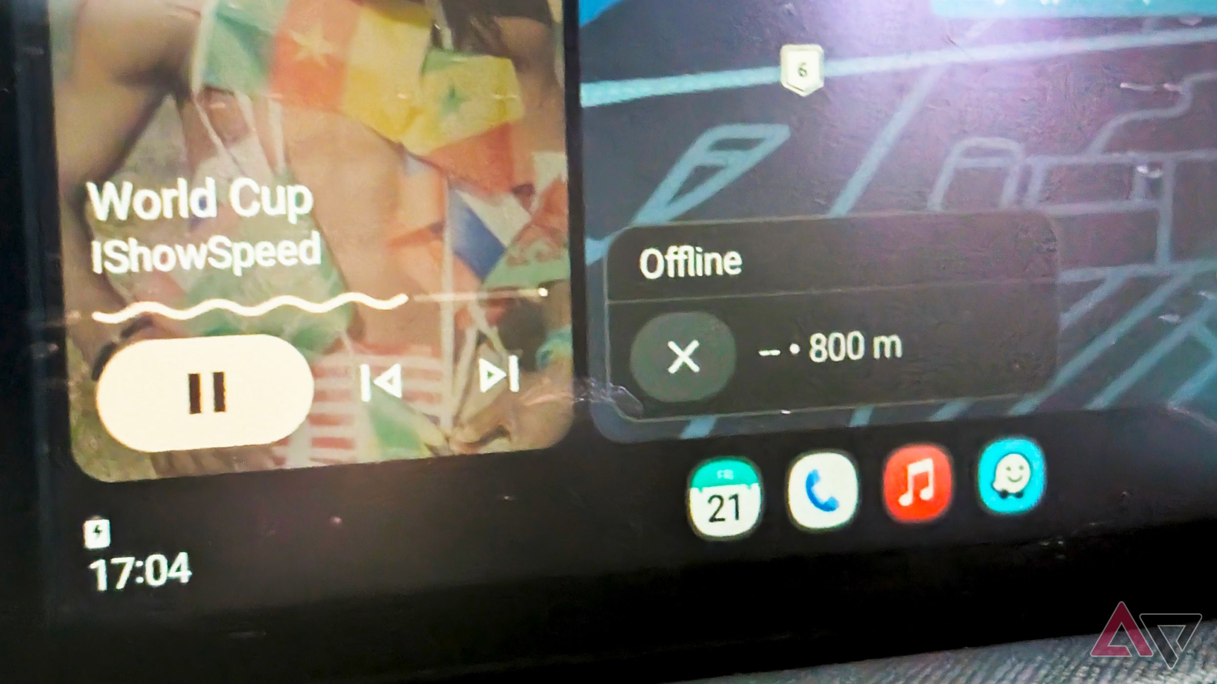 Waze apps on Android auto showing offline mode